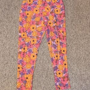 Lularoe pink, orange and lavender flower leggings